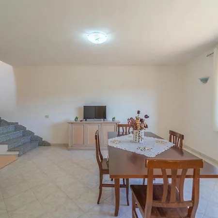 With Garden Apartman